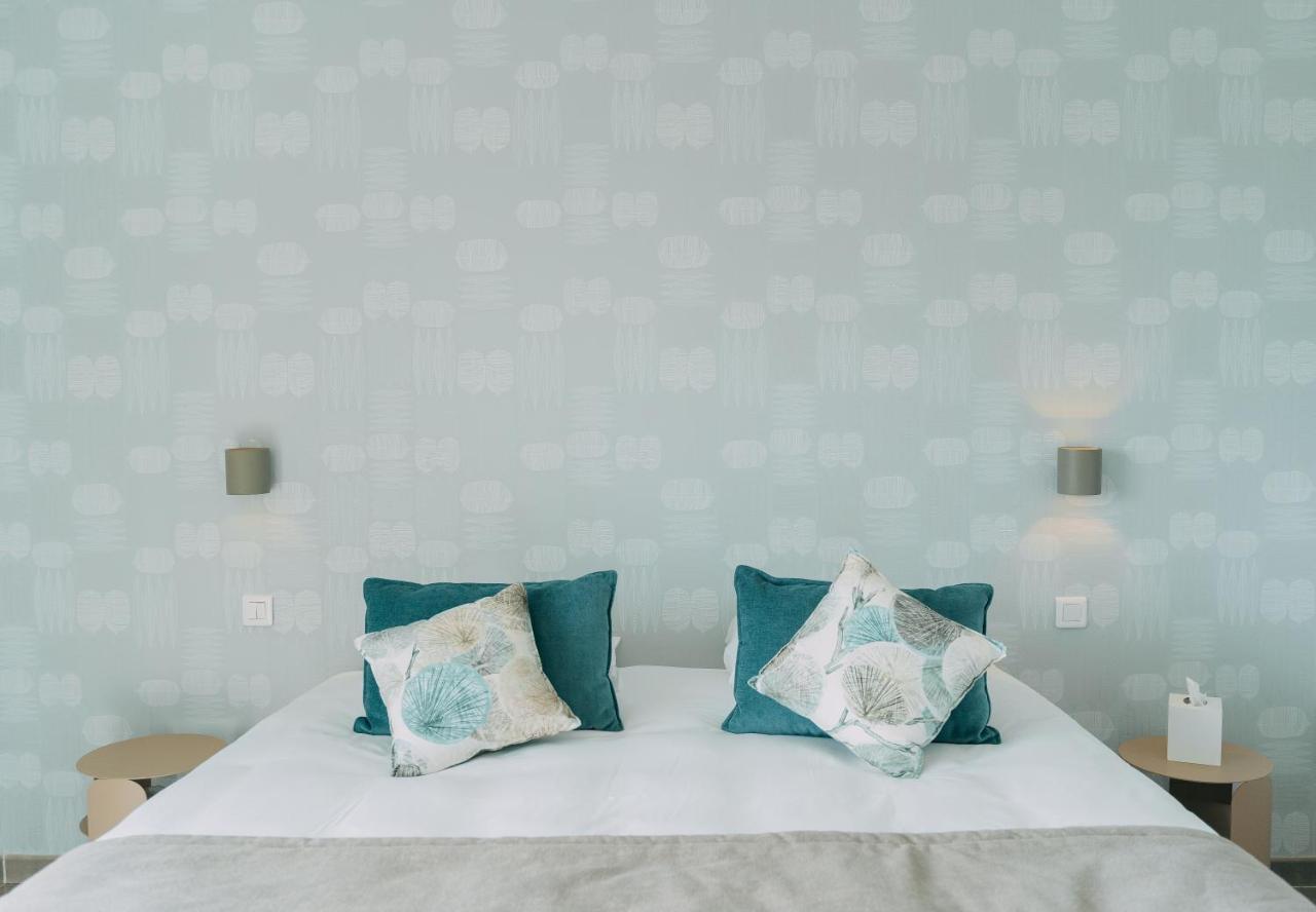 Hotel Les Agapanthes ปลูบาซลาเนค ภายนอก รูปภาพ